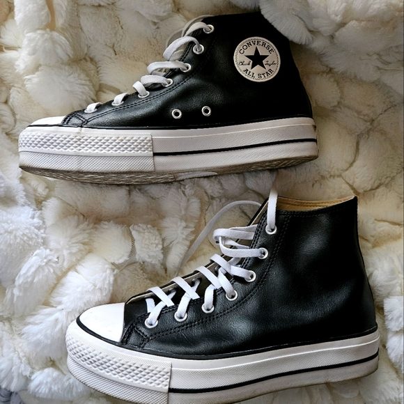 Platform Black Leather Upper Converse Women size 10 - Picture 1 of 3